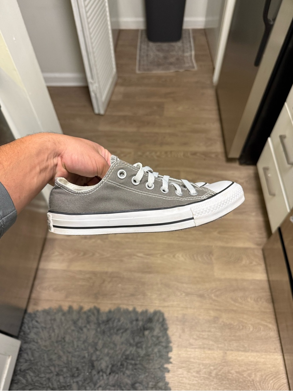 Converse Chuck Taylor All Stars Lowtop Gray White Women Size 7.5 Used - Picture 2 of 8